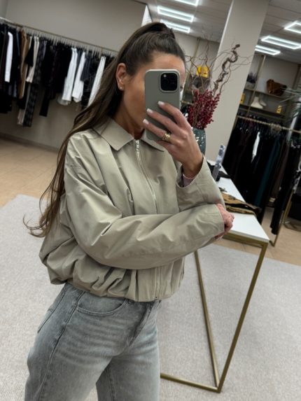 Stilinga Imperial striukytė pavasariui