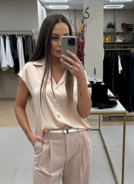 Elegantiška satino efekto Imperial palaidinė