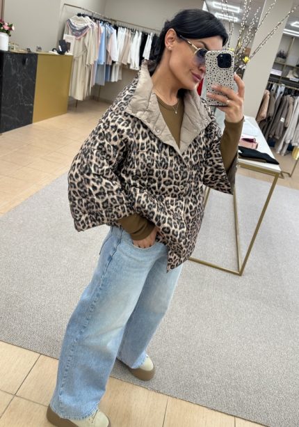 Lengva dvipusė nude/leopardo rašto striukė