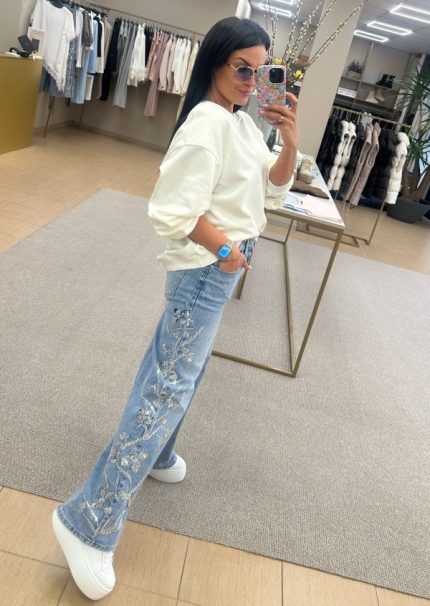 Joleen dekoruoti džinsai
