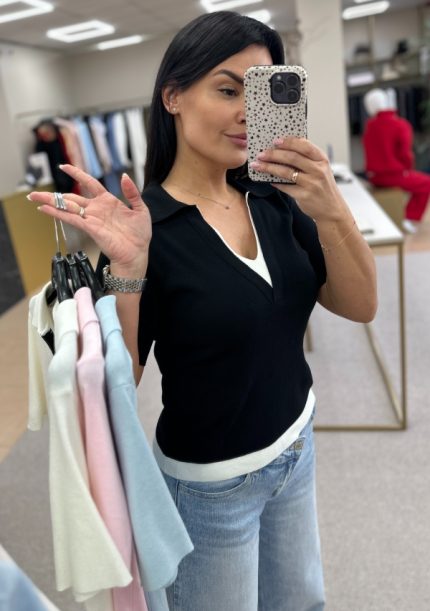 Elegantiška trikotažinė palaidinė su apykakle