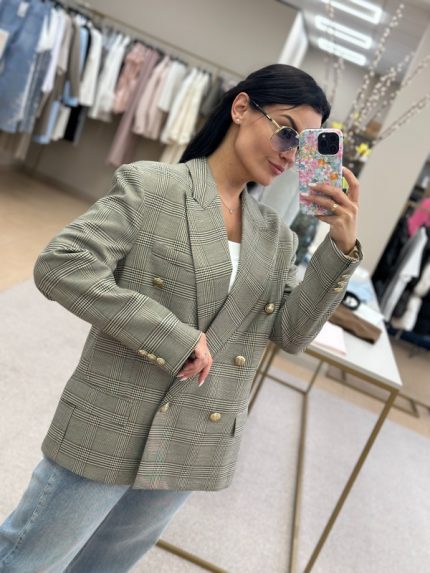 Vicolo languotas švarkas su auksinėmis sagomis